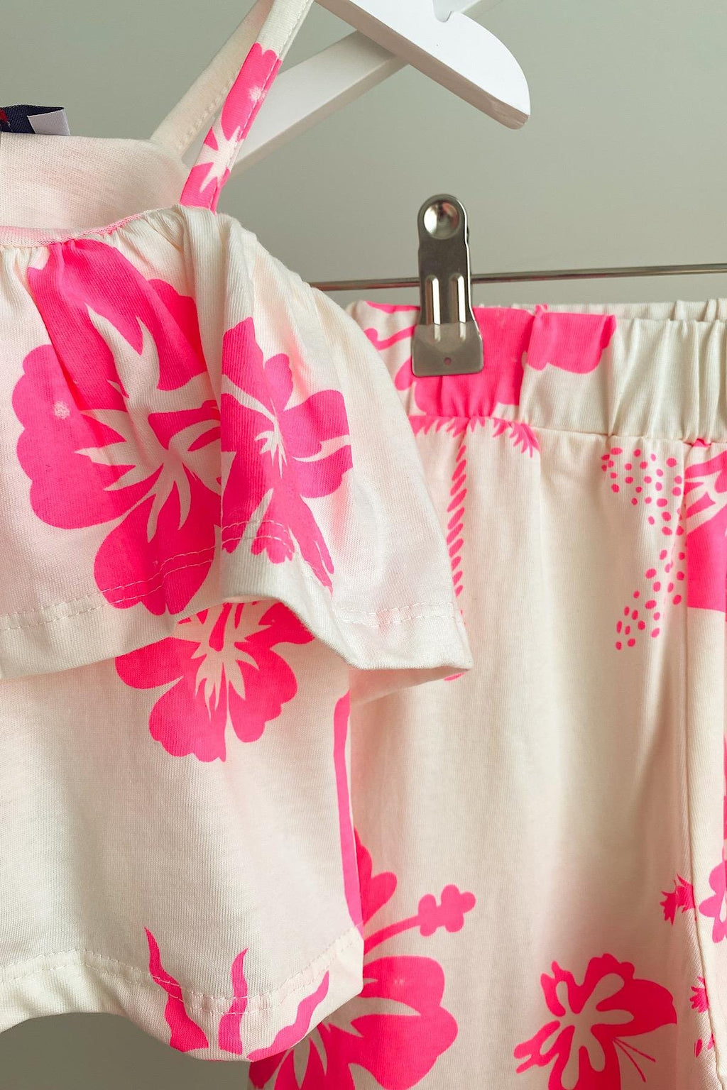 Kız Çocuk Çiçek Desenli Pamuklu Crop Takım