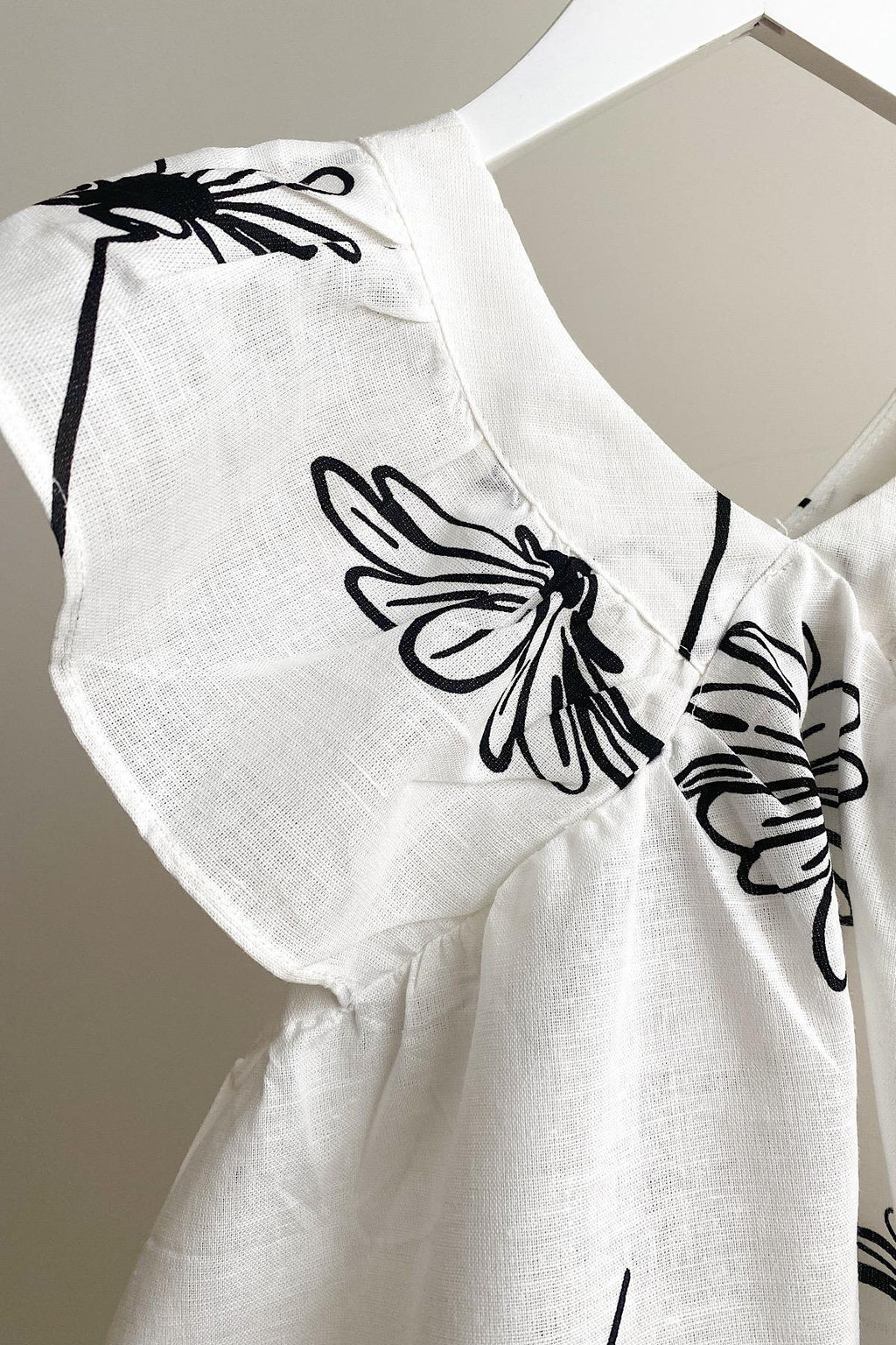 Kız Çocuk Ekru Çiçek Desenli Dokuma Elbise