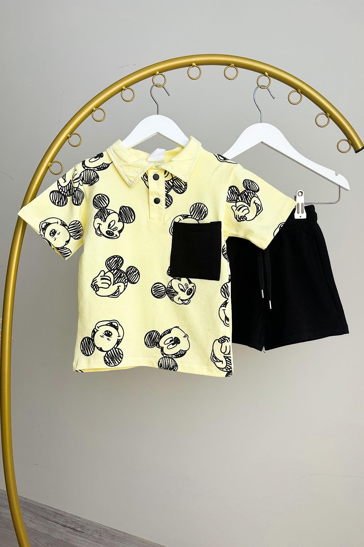 Erkek Çocuk Sarı Mickey Şortlu Takım