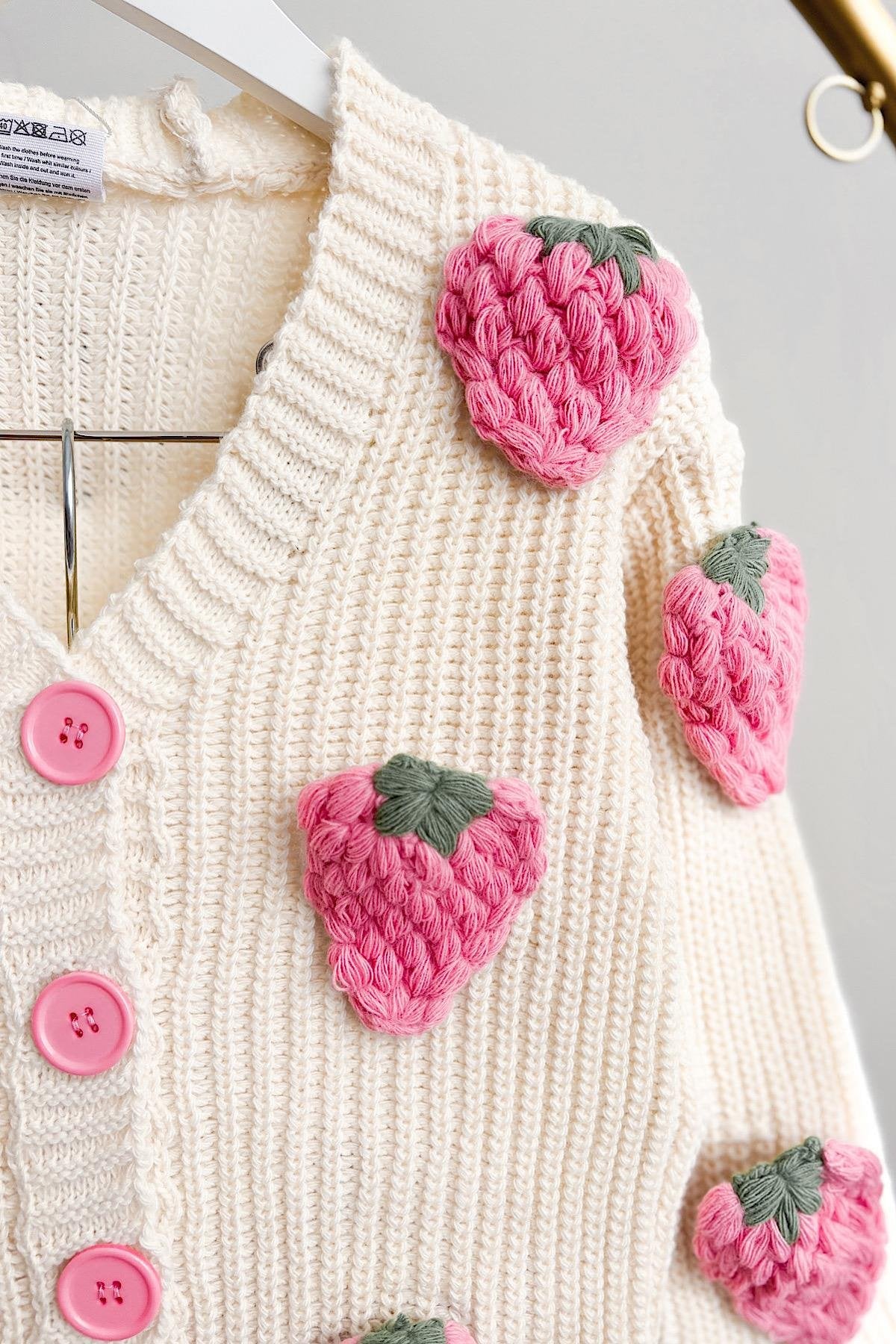 Kız Çocuk Çilek Aplikeli Triko Hırka Takım