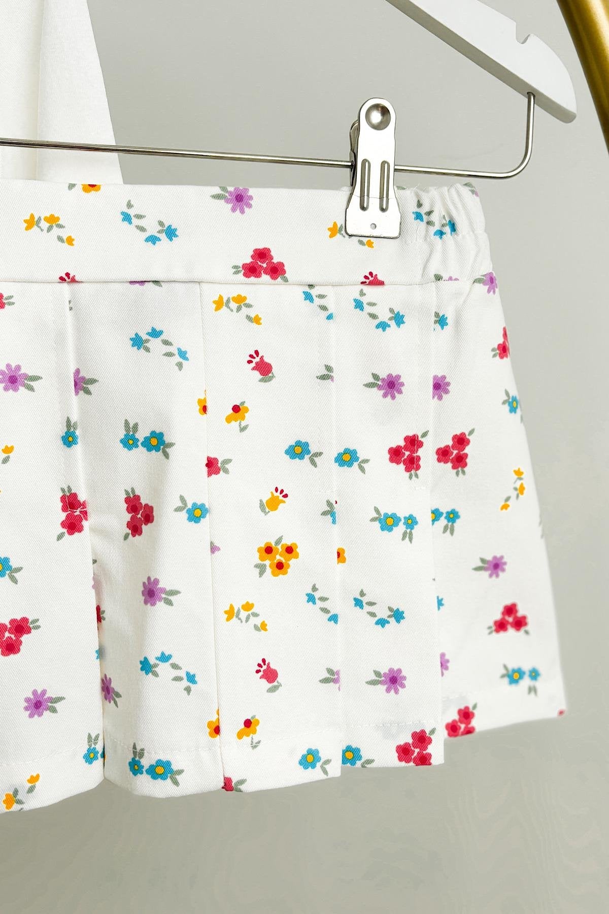 Kız Çocuk Çiçekli Etek Takım