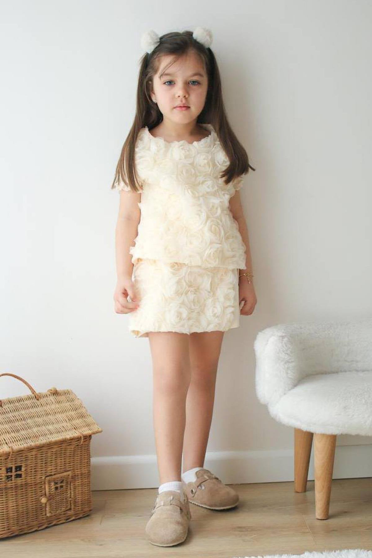 Kız Çocuk Gül Kabartma Takım